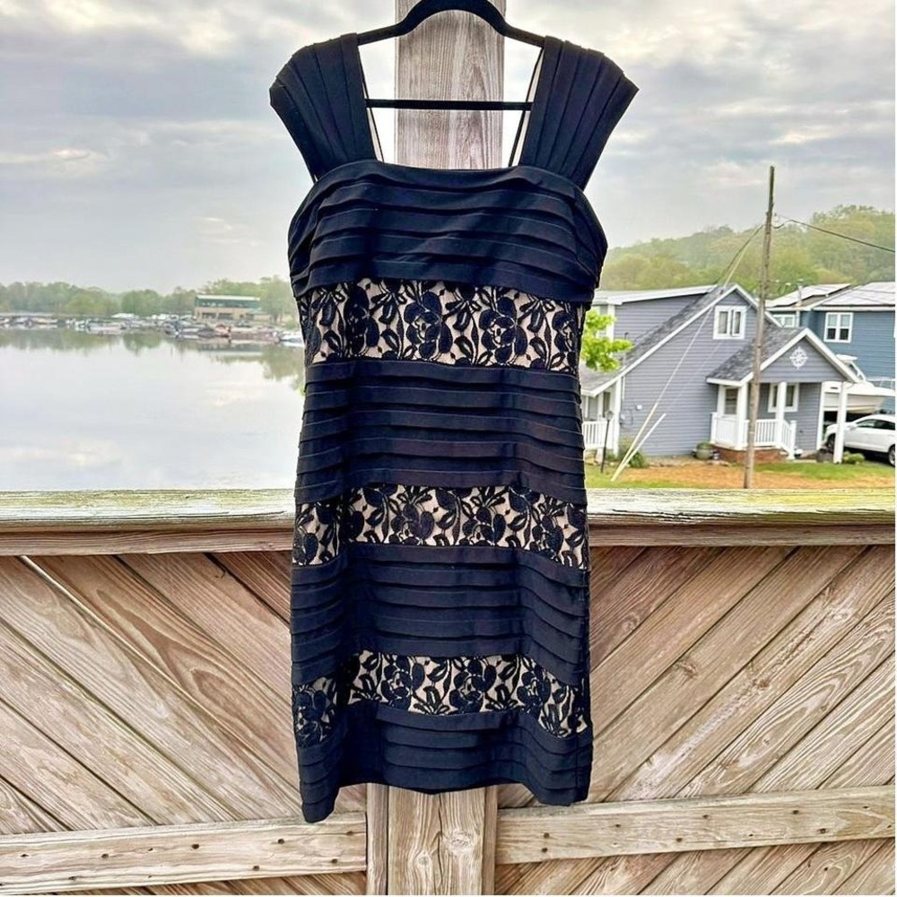 Y2K Lace Dress Women's Size 16 Black Tan Bodycon Pleated Dressbarn Collection‎